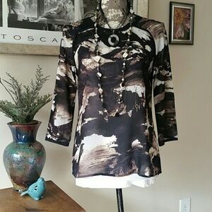 Beautiful sheer 3/4 sleeve XS shirt
